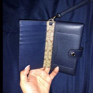 COACH WRISTLET!!!